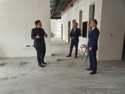 Kaymakamımız Sayın Halil YAZICI, Hükümet Konağı İnşaatında İncelemelerde Bulundu.